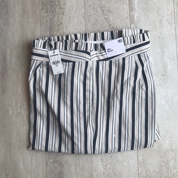 NWT Express High Waisted Ankle Pant - Picture 2 of 3